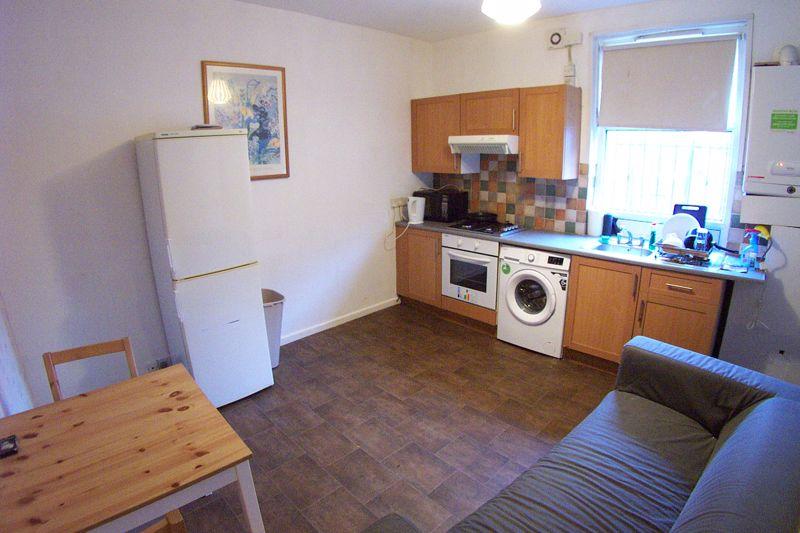 Kelsall Avenue, Leeds 2 bed terraced house £119,950