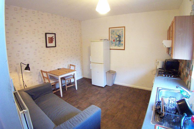 Kelsall Avenue, Leeds 2 bed terraced house £119,950
