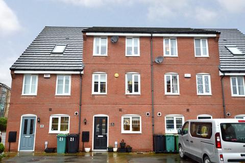 23 Carrick Drive, Thornbury, Bradford, BD3 7FD
