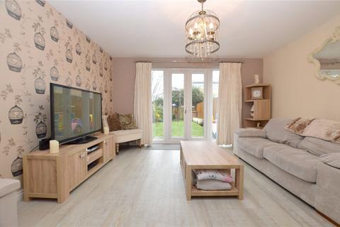 23 Carrick Drive, Thornbury, Bradford, BD3 7FD