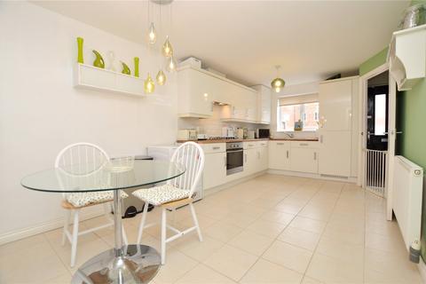 23 Carrick Drive, Thornbury, Bradford, BD3 7FD