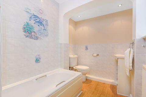 5 Agaton Road, London, SE9 3RN