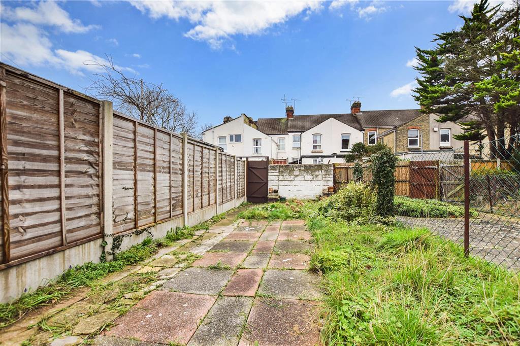 St. Marys Road, Gillingham, Kent 3 bed terraced house £180,000