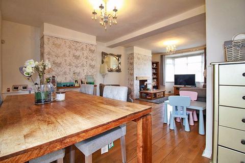 102 Blackhalve Lane, Wolverhampton, WV11 1BJ