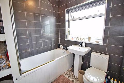 102 Blackhalve Lane, Wolverhampton, WV11 1BJ
