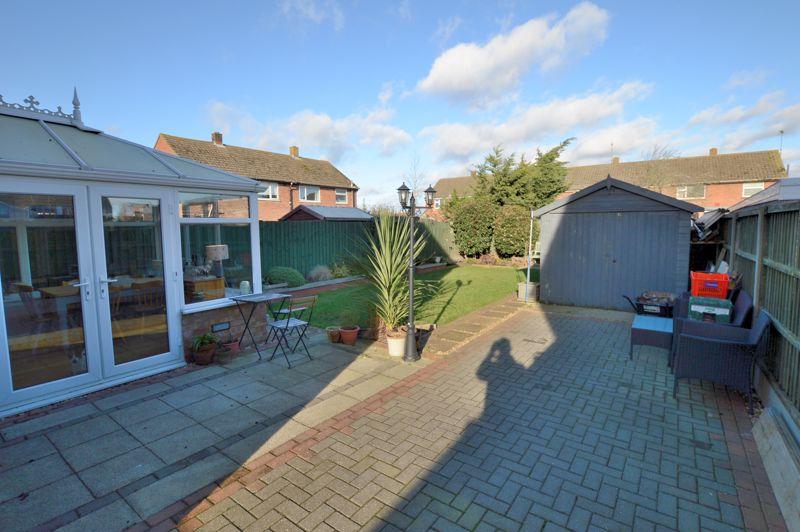 Driveway/garden