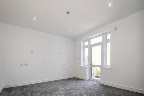 1 bedroom apartment to rent, Kenton Road, Harrow, Middlesex