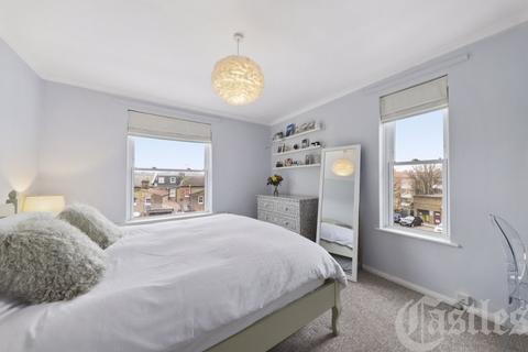 33 New Road, Hornsey, London, N8 8TA