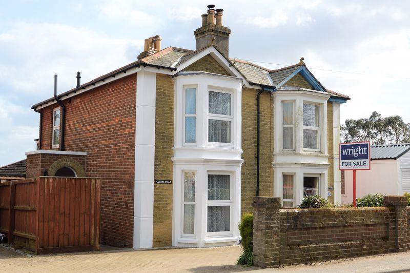 ELMFIELD, RYDE 3 bed semidetached house £255,000