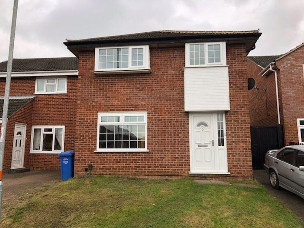 Walsingham Avenue Kettering 4 bed house £850 pcm (£196 pw)