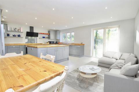 5 Coldrons Way, Brant Broughton, Lincoln, LN5 0FE