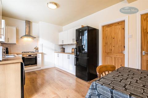10 Ashfield Road, Deepcar, Sheffield, S36 2PE