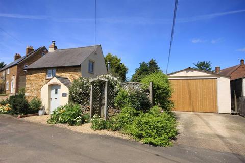 Honeysuckle Cottage, 4 West End, Pickwell, Melton Mowbray, LE14 2RH
