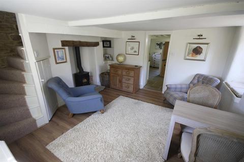 Honeysuckle Cottage, 4 West End, Pickwell, Melton Mowbray, LE14 2RH