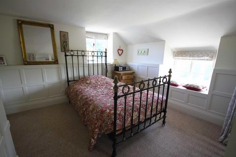 Honeysuckle Cottage, 4 West End, Pickwell, Melton Mowbray, LE14 2RH