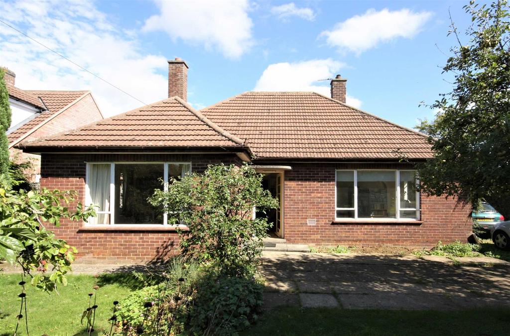 Burley Road, Langham 2 bed detached bungalow £250,000