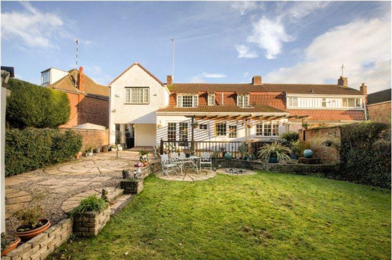 Brookvale Avenue, Binley, Coventry 4 bed semidetached house £400,000