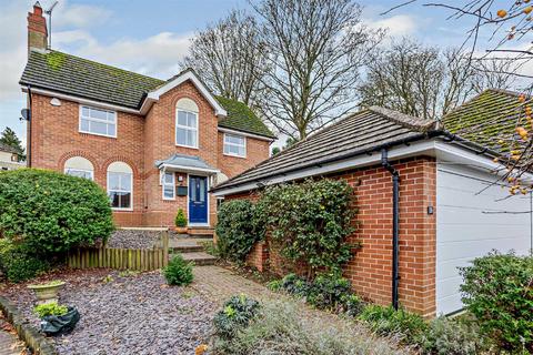 26 Bramble Close, Uppingham, Oakham, LE15 9PH