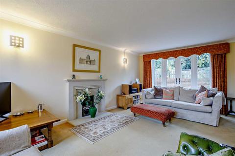 26 Bramble Close, Uppingham, Oakham, LE15 9PH