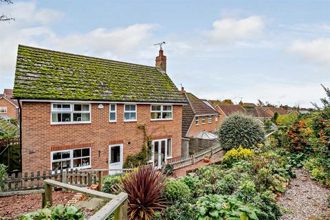 26 Bramble Close, Uppingham, Oakham, LE15 9PH