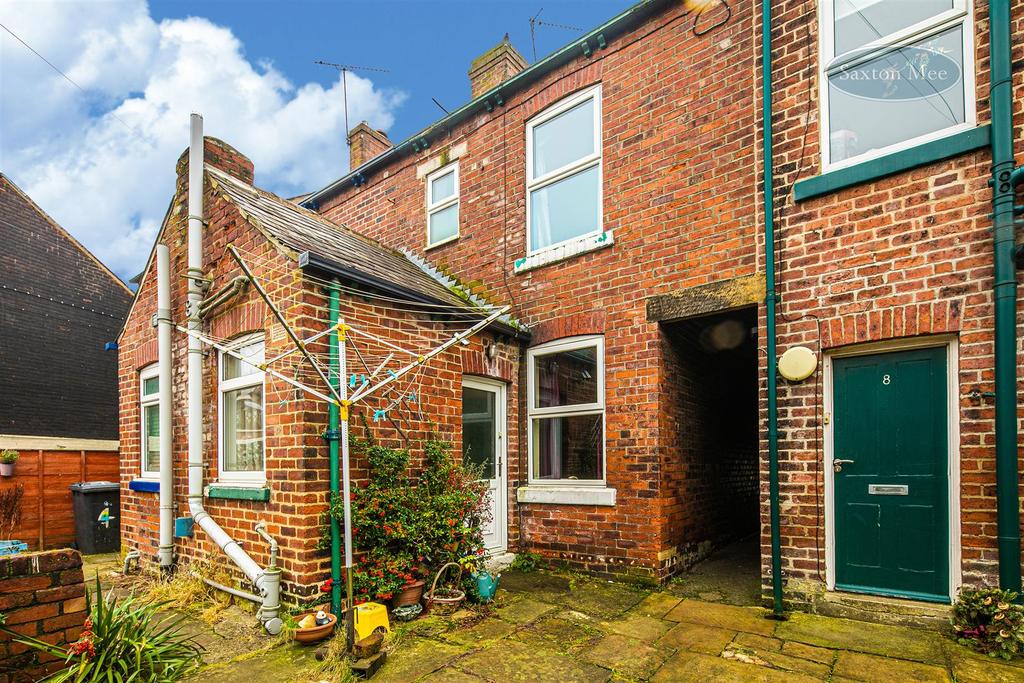 Hunter Road, Hillsborough Sheffield 3 bed terraced house £130,000