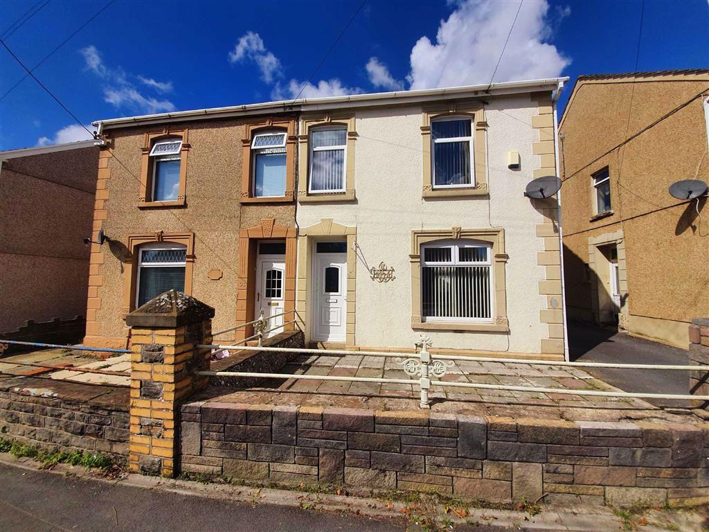 Frampton Road, Gorseinon, SWANSEA 3 bed semidetached house £165,000