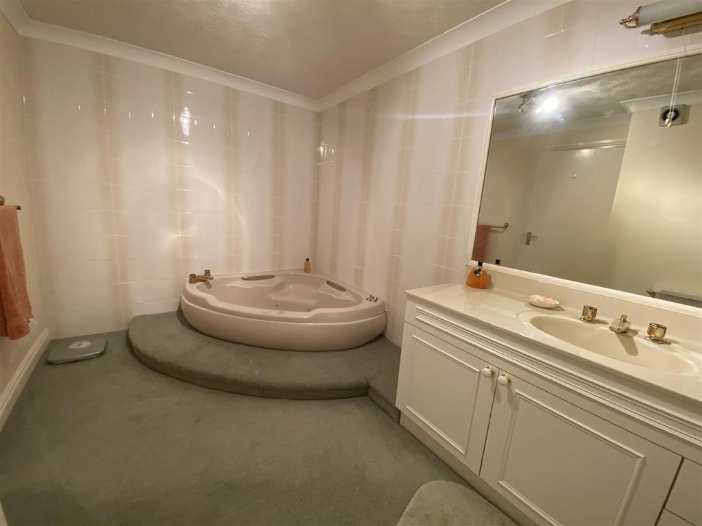 Bathroom/wc