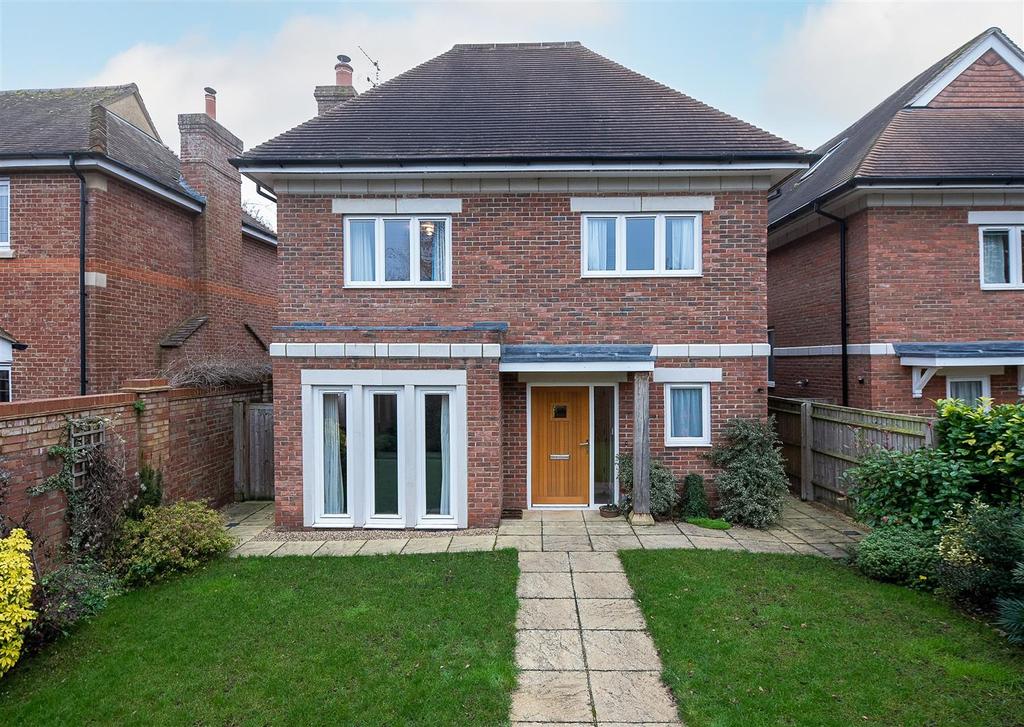 Aylesbury Road, Thame, Oxfordshire 4 bed house £900,000