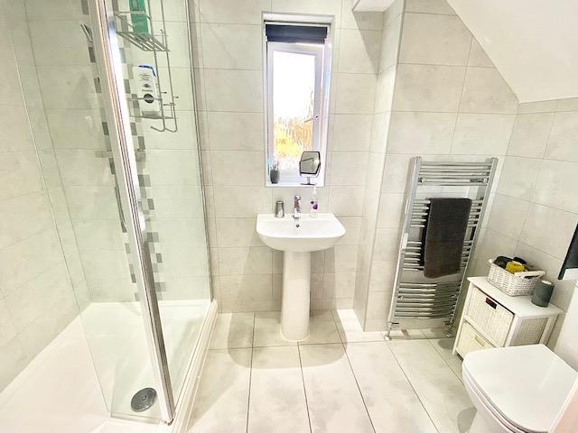 Ensuite Shower Room