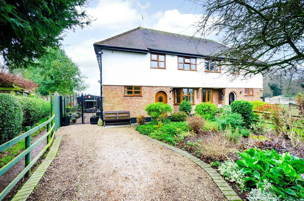 Main Street, Newbold Verdon, Leicester 3 bed semidetached house £425,000
