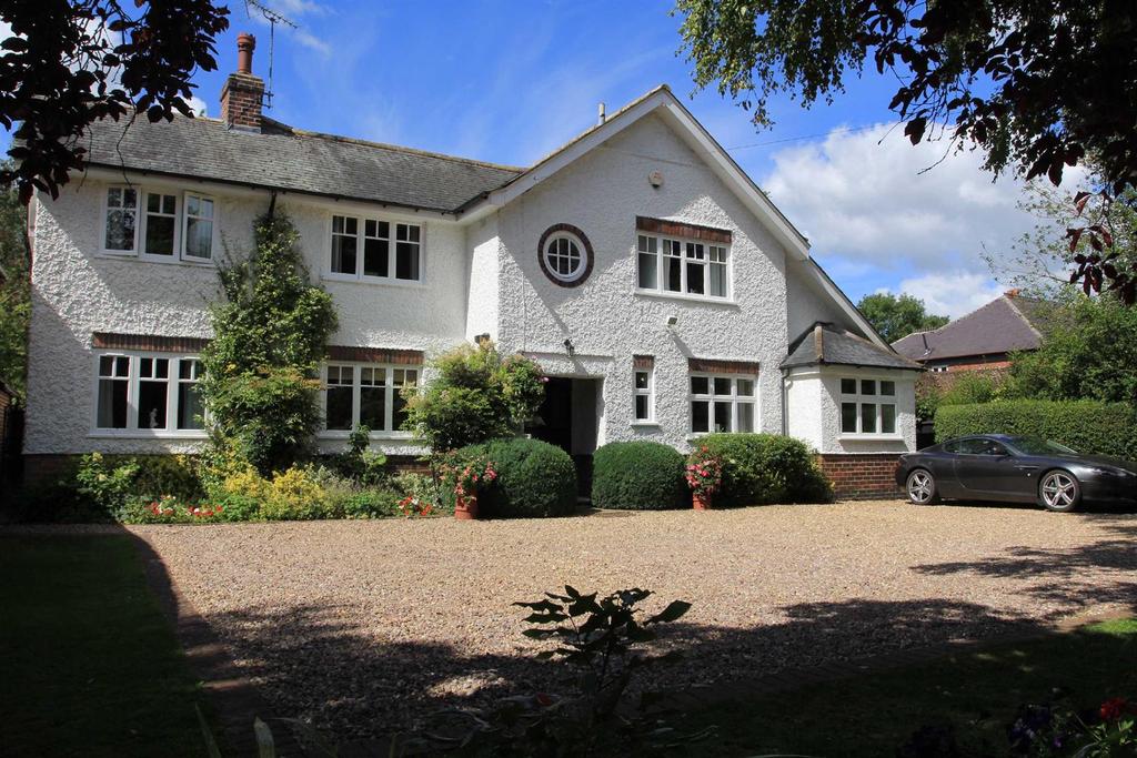 Willoughby Road, Countesthorpe 6 bed detached house £875,000