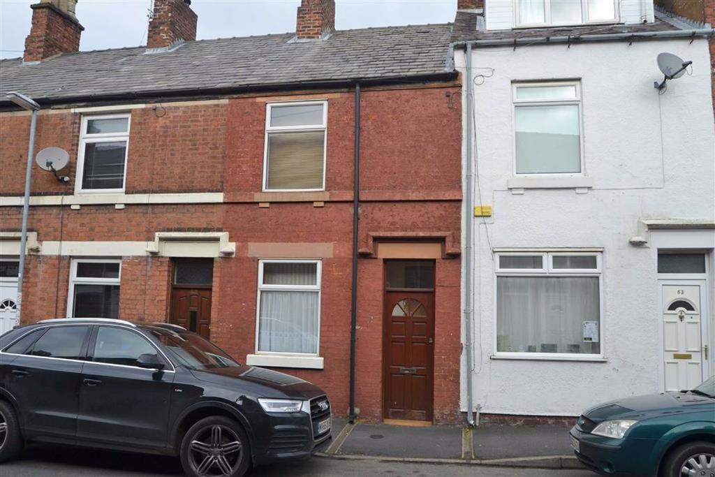 Queen Street, Leek 2 bed terraced house £395 pcm (£91 pw)