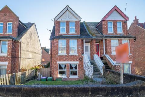 111 Canterbury Road, Folkestone, CT19 5NR