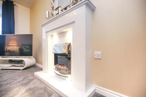 35 Bowes Gardens, Springwell, Gateshead, NE9 7NZ