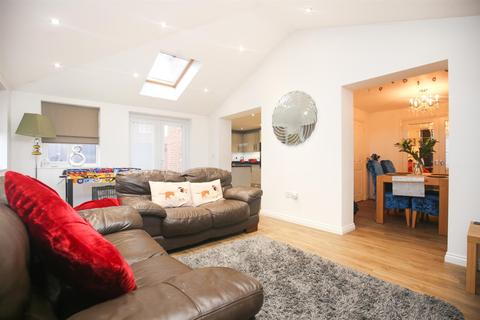 35 Bowes Gardens, Springwell, Gateshead, NE9 7NZ