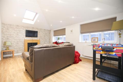 35 Bowes Gardens, Springwell, Gateshead, NE9 7NZ