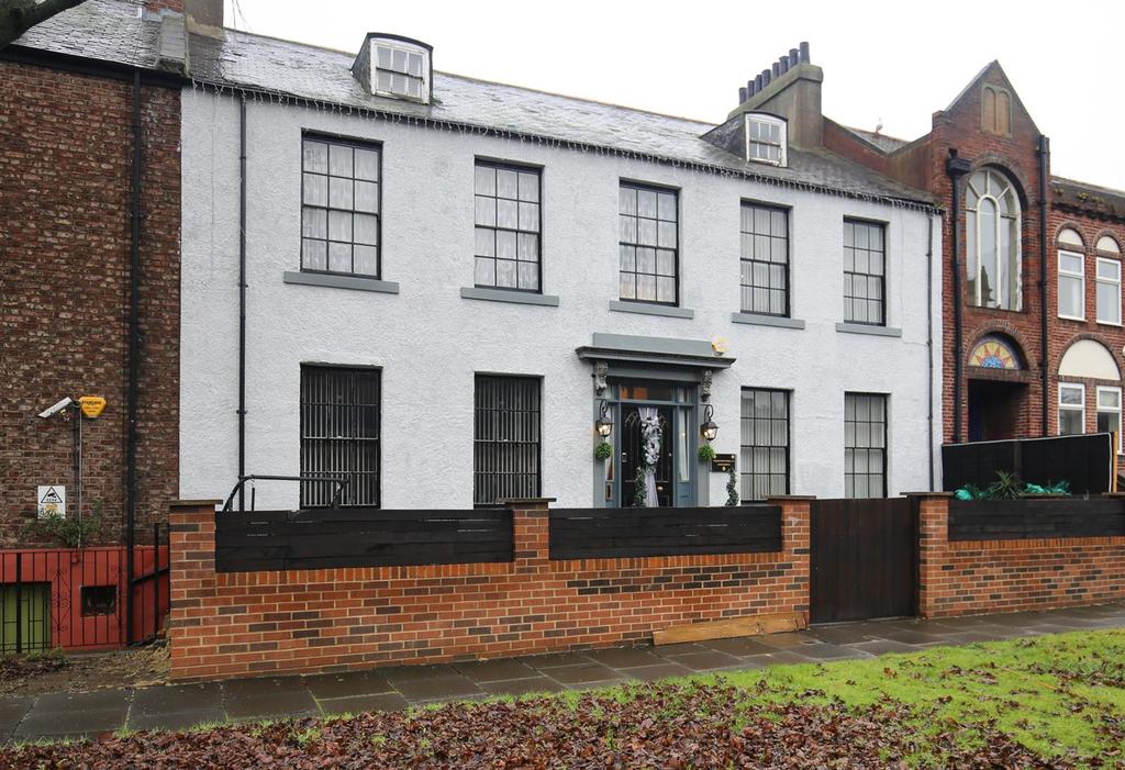 Beach Road, South Shields, NE33 6 bed terraced house for sale £750,000