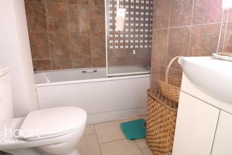 19 Selby Road, Bristol, BS5 7SN