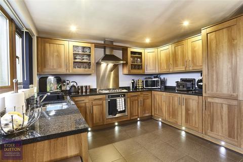 65 Deer Hill Drive, Marsden, Huddersfield, HD7 6LF