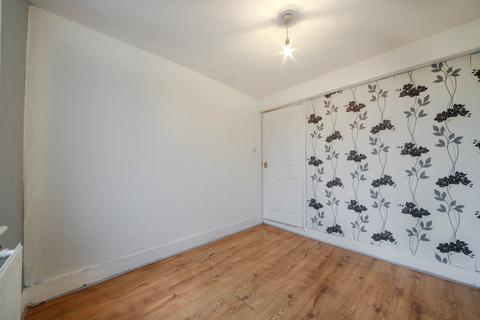 82 Mandeville Road, Enfield, EN3 6SJ