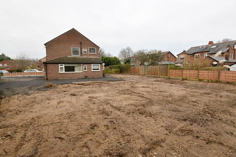 6 Abbots Close, Sale, M33 2DD