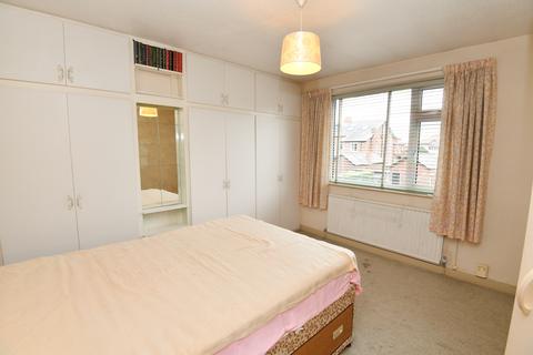 6 Abbots Close, Sale, M33 2DD