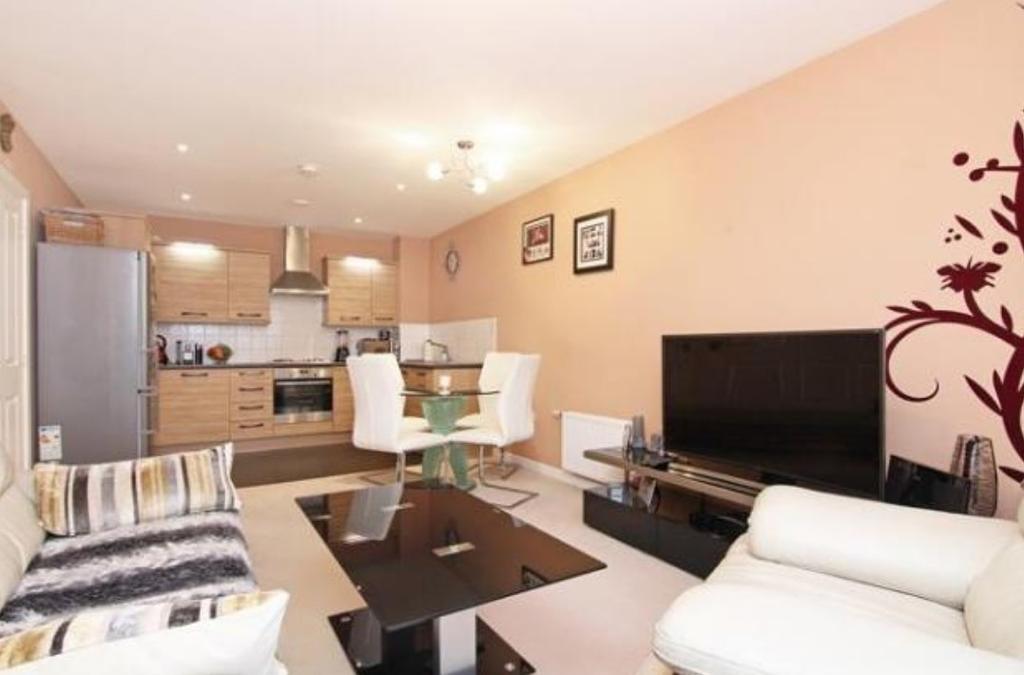 2 bedroom flat in northolt