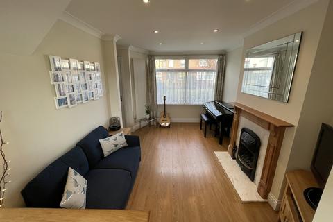28 Midfield Avenue, Bexleyheath, DA7 6LX