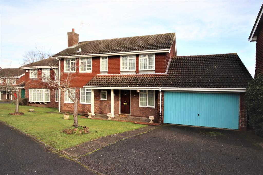 The Binghams, Maidenhead 4 bed detached house £795,000