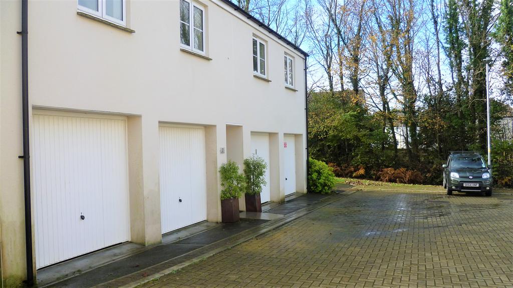 Nickleby Court, Liskeard, PL14 2 bed detached house £157,500