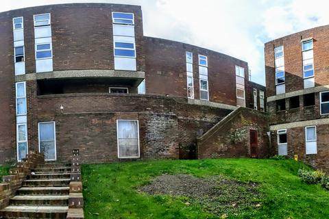 65, Startpoint Downs Road, Luton, LU1 1XN