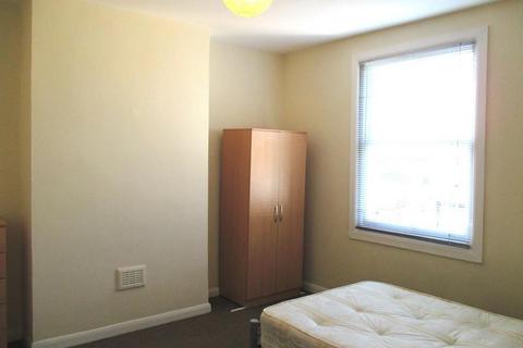 2 bedroom flat to rent, Albion Road,  Stoke Newington, N16