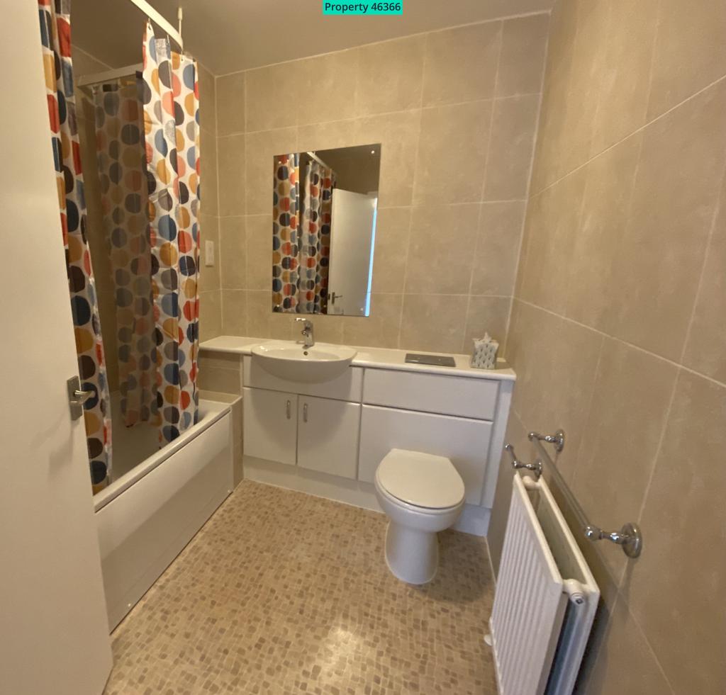 Family Bathroom/WC