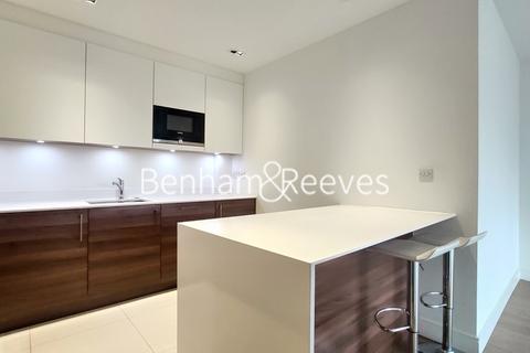 undefined, Kew Bridge Road,  Brentford TW8
